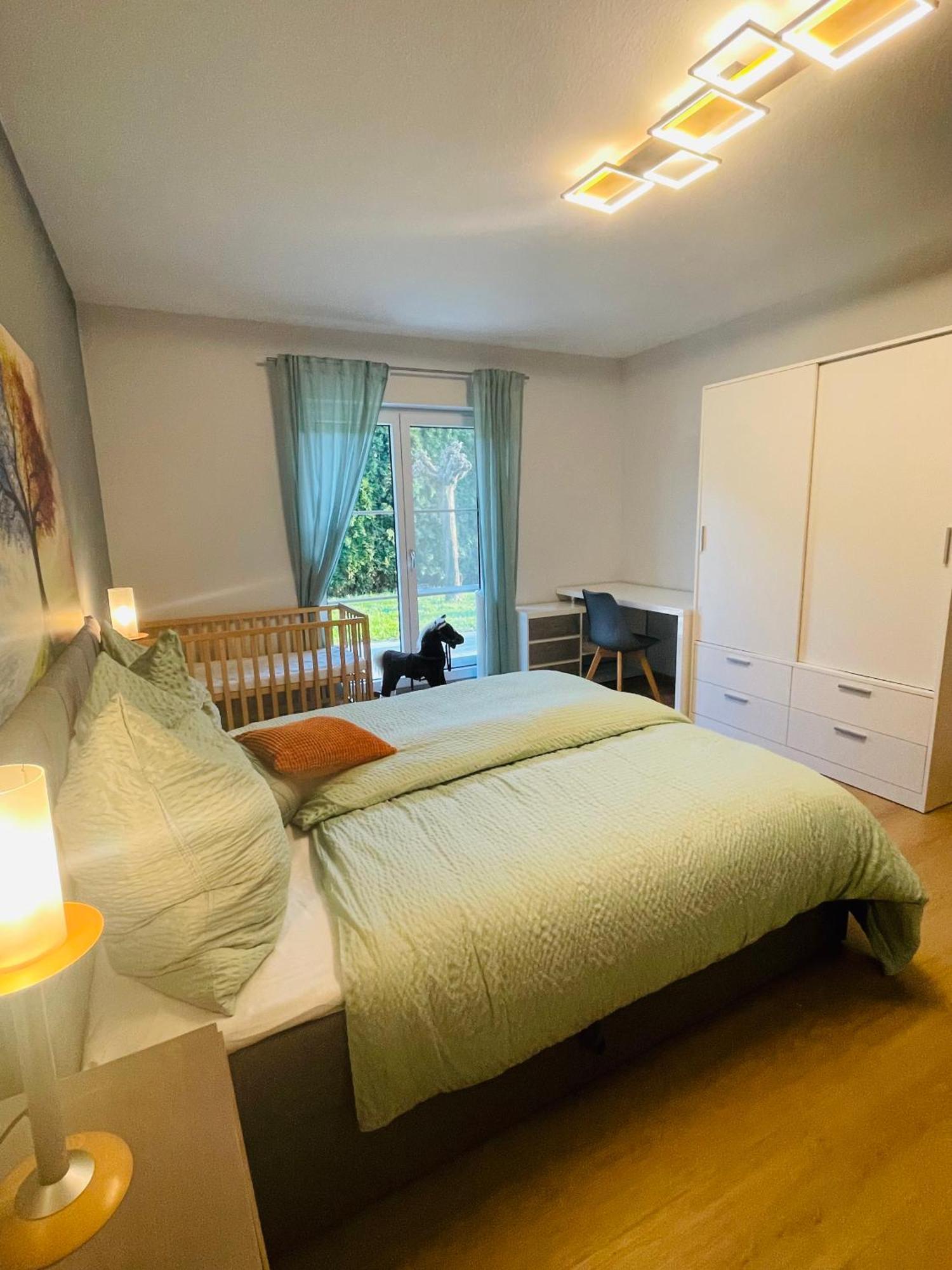 The Toscana, A Serene Retreat In Center Of With Lush Lawns, Terrace & Private Garage- Lidl, Bakery Walking Distance- Bodenseecenter, Sportsbad 3 Mins, 7 Mins